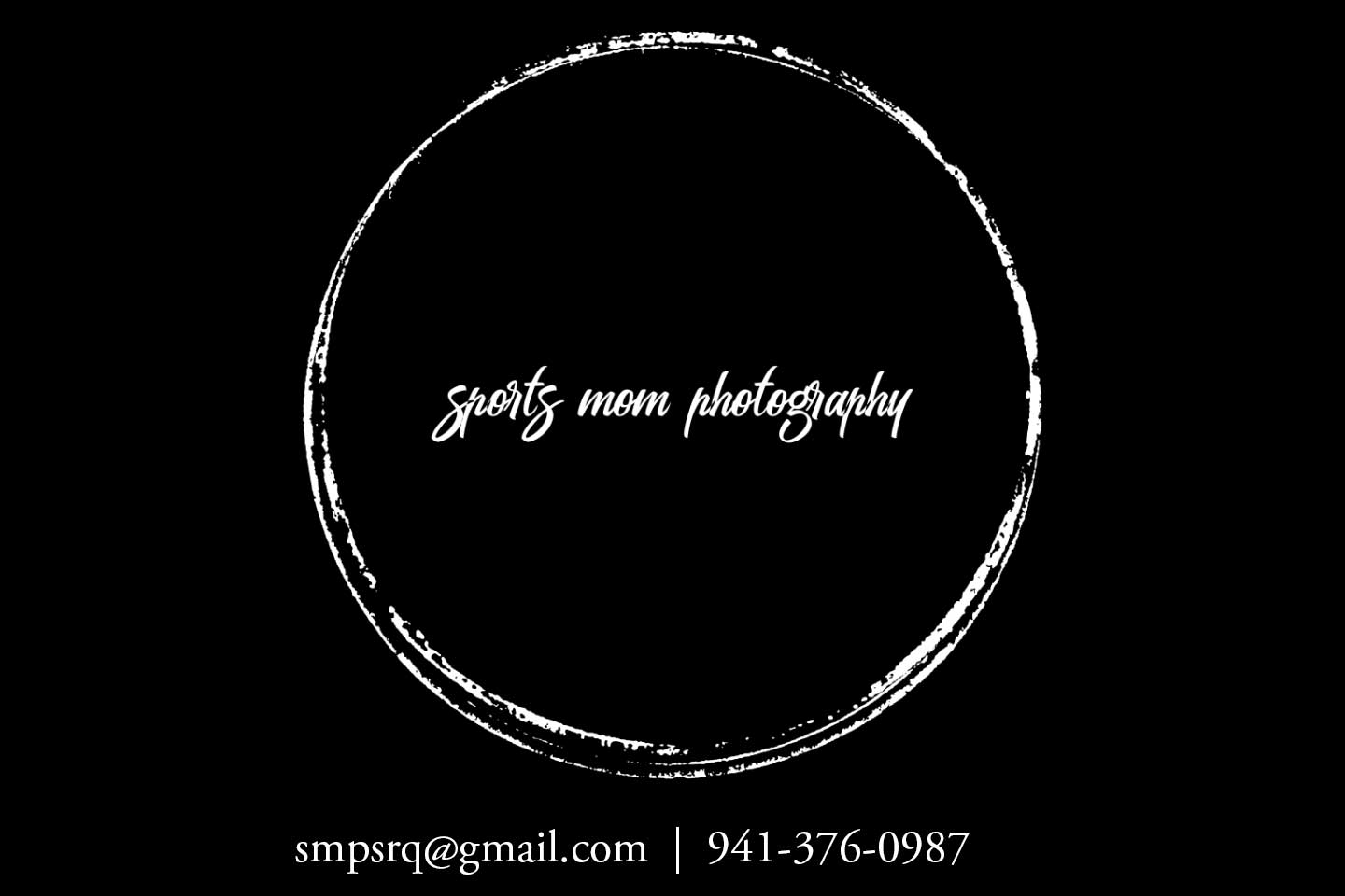 Sports Mom Photography Logo